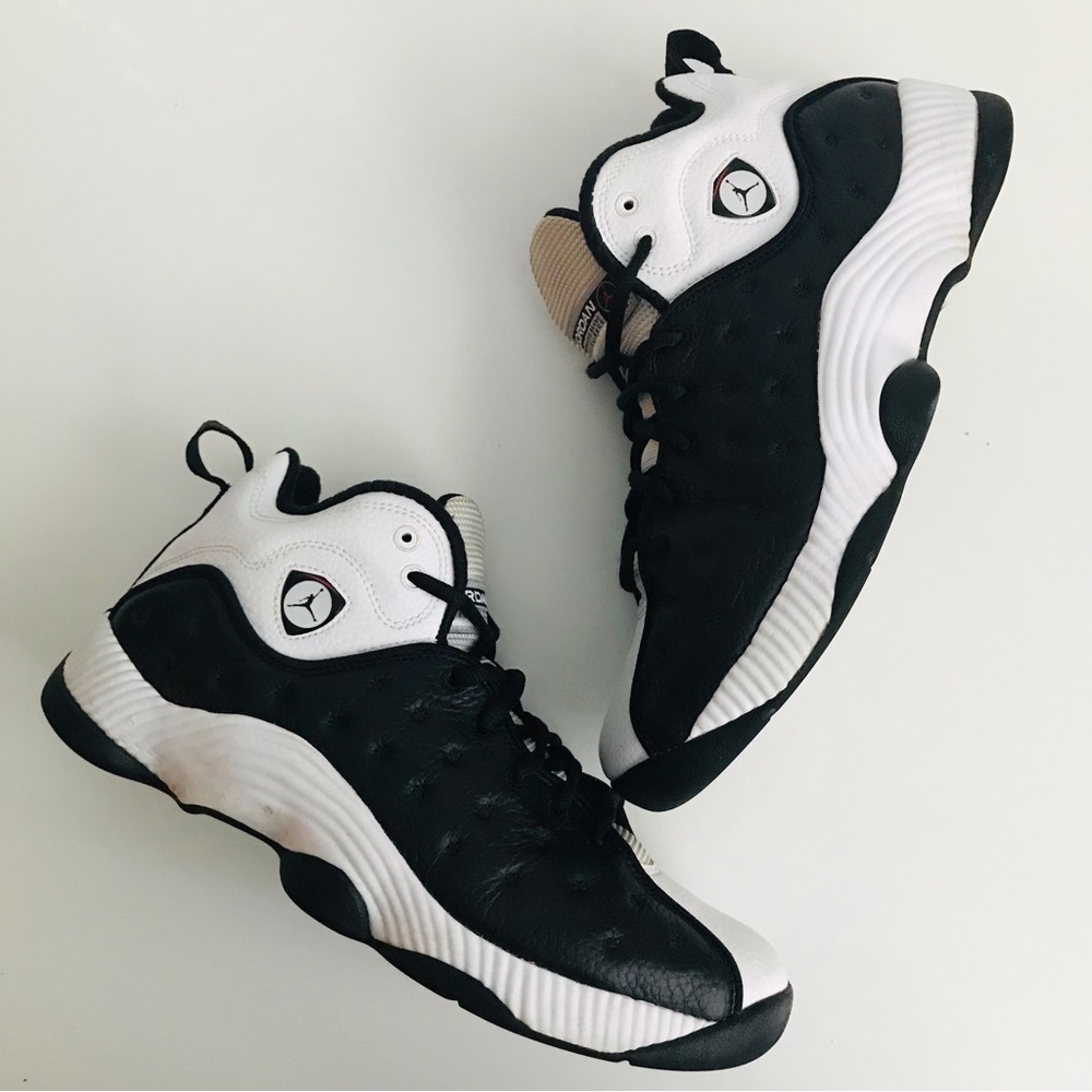 Jordan Jumpman Team II Men's shoes White/Black-University Red